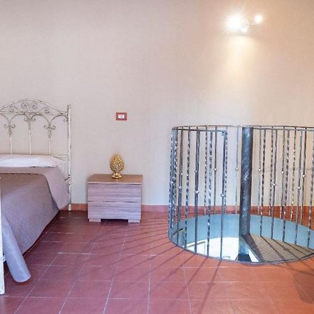 238 Holiday House Aeroporto di Catania Fontana Rossa Esterno foto