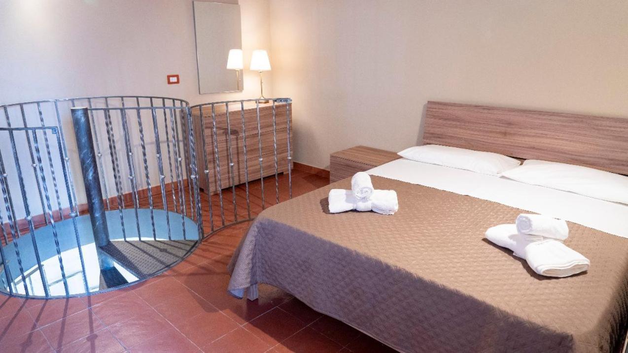238 Holiday House Aeroporto di Catania Fontana Rossa Esterno foto